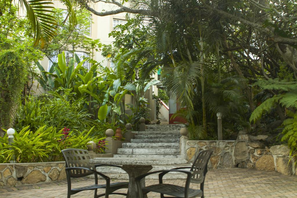 Bed and Breakfast Sunset Manor Mbombela Екстер'єр фото